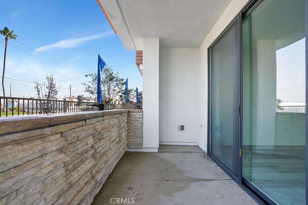 683 W 17th Street