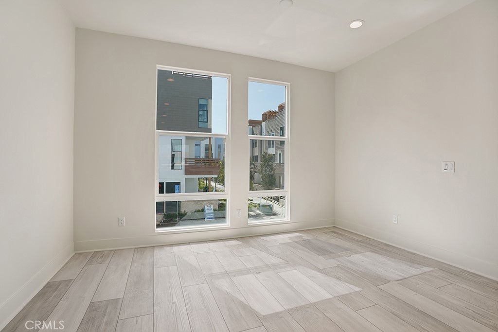 683 W 17th Street