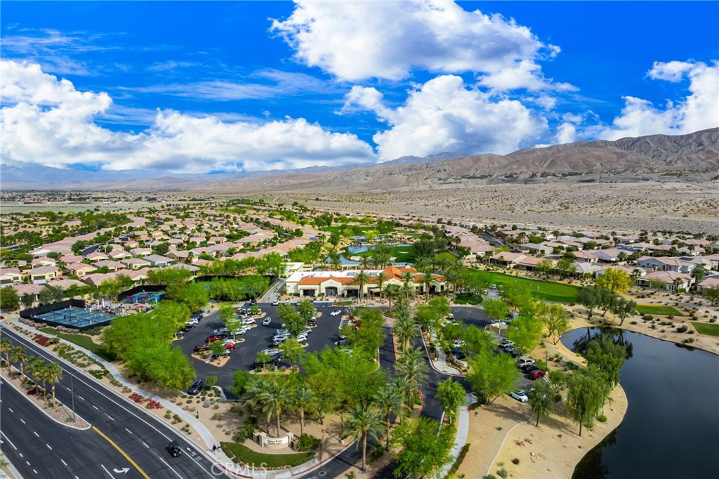 81778 Avenida Estuco