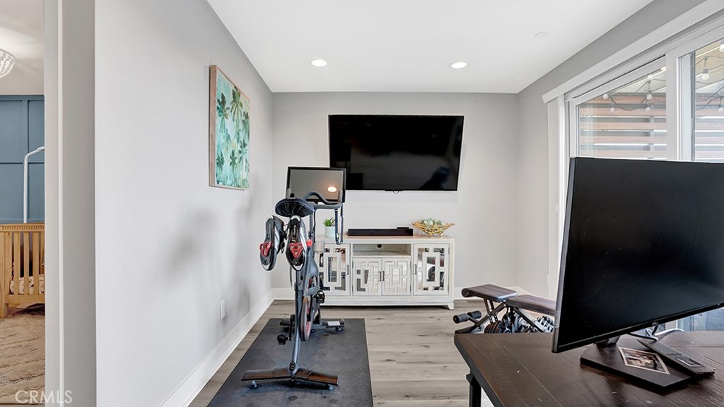1650 Topanga