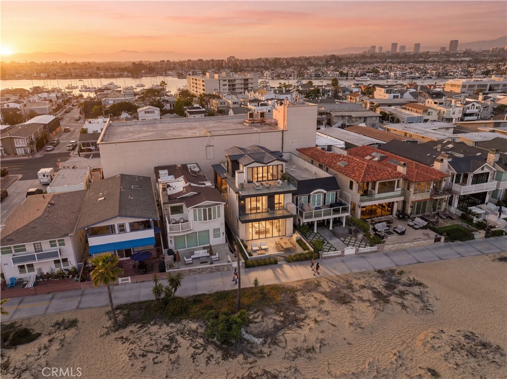 306 E Oceanfront