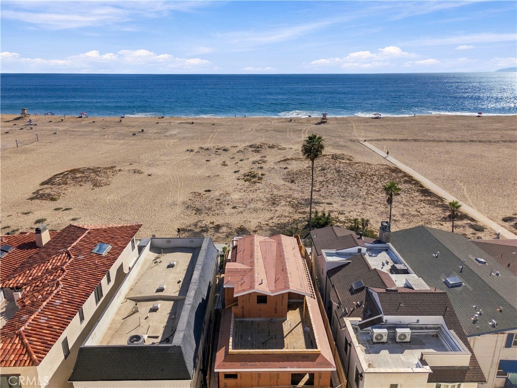 306 E Oceanfront