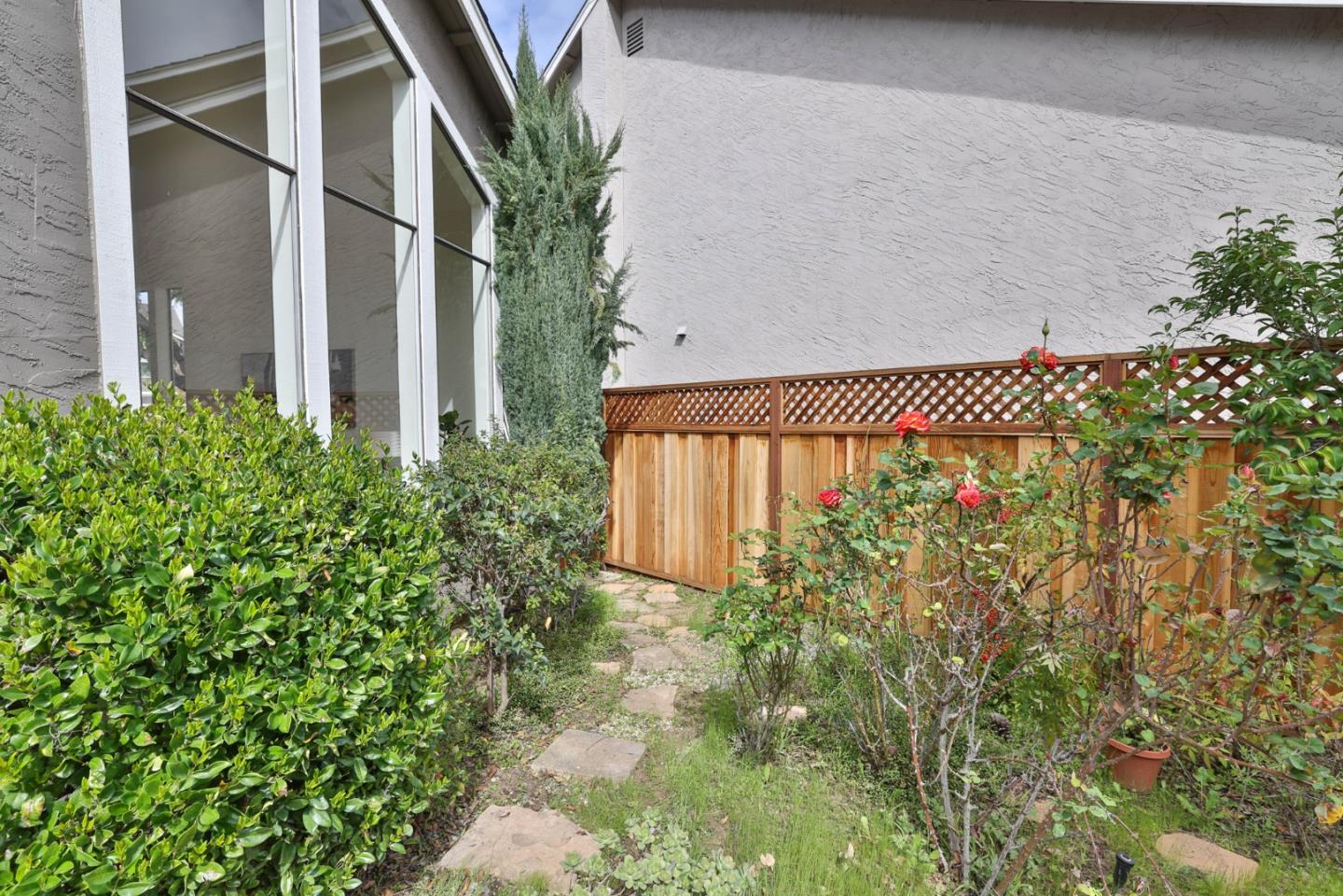 1078 Trevino Terrace