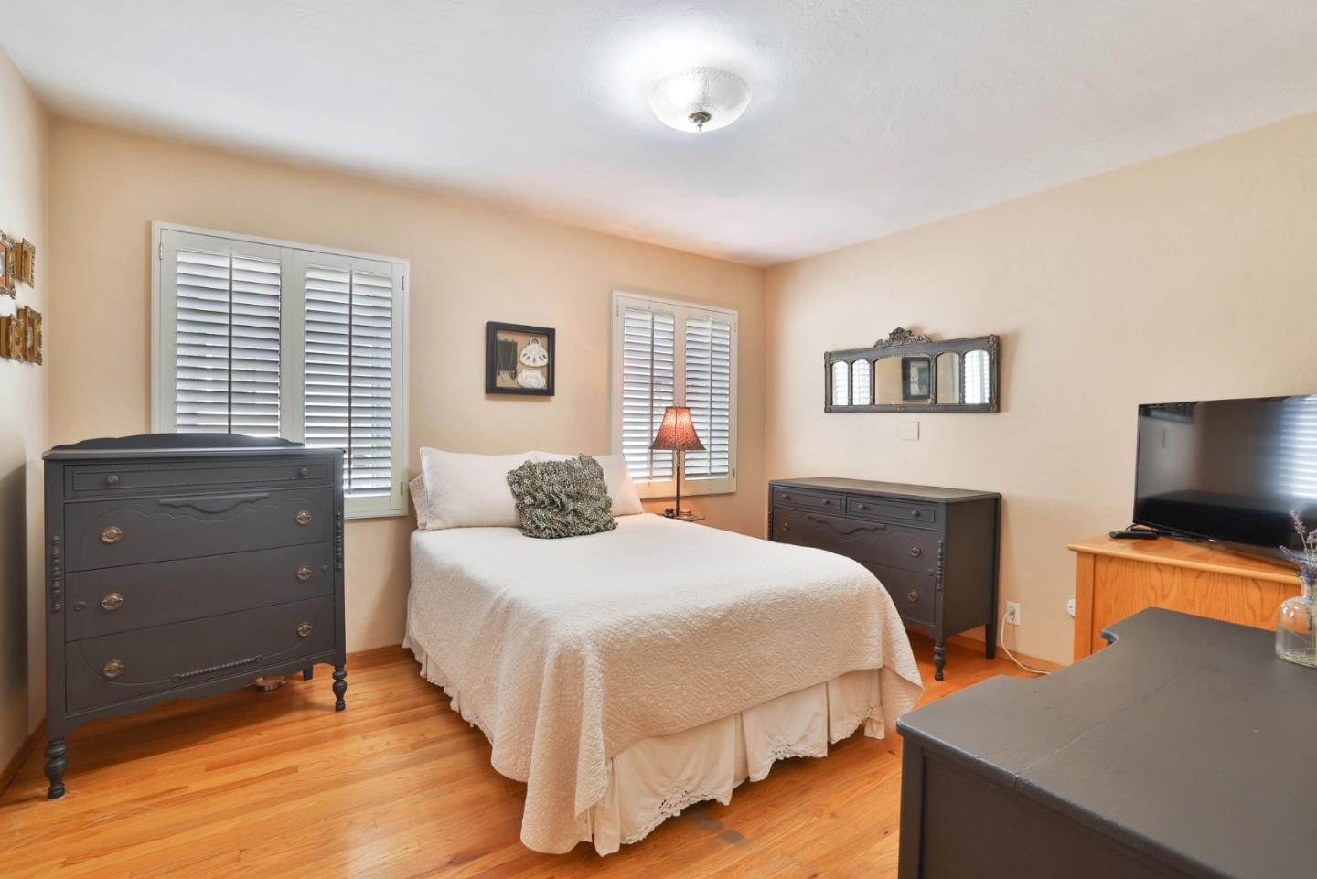 805 East Taylor Street