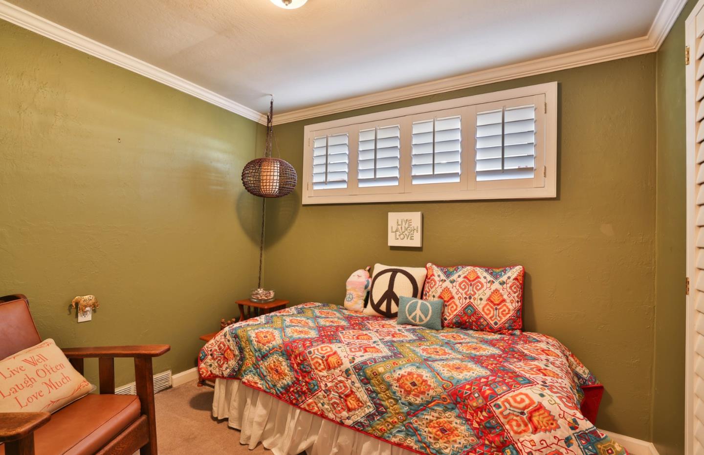 805 East Taylor Street