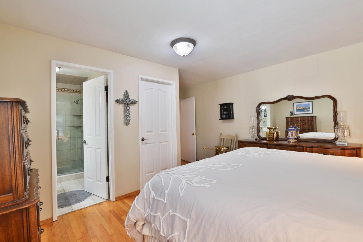 805 East Taylor Street