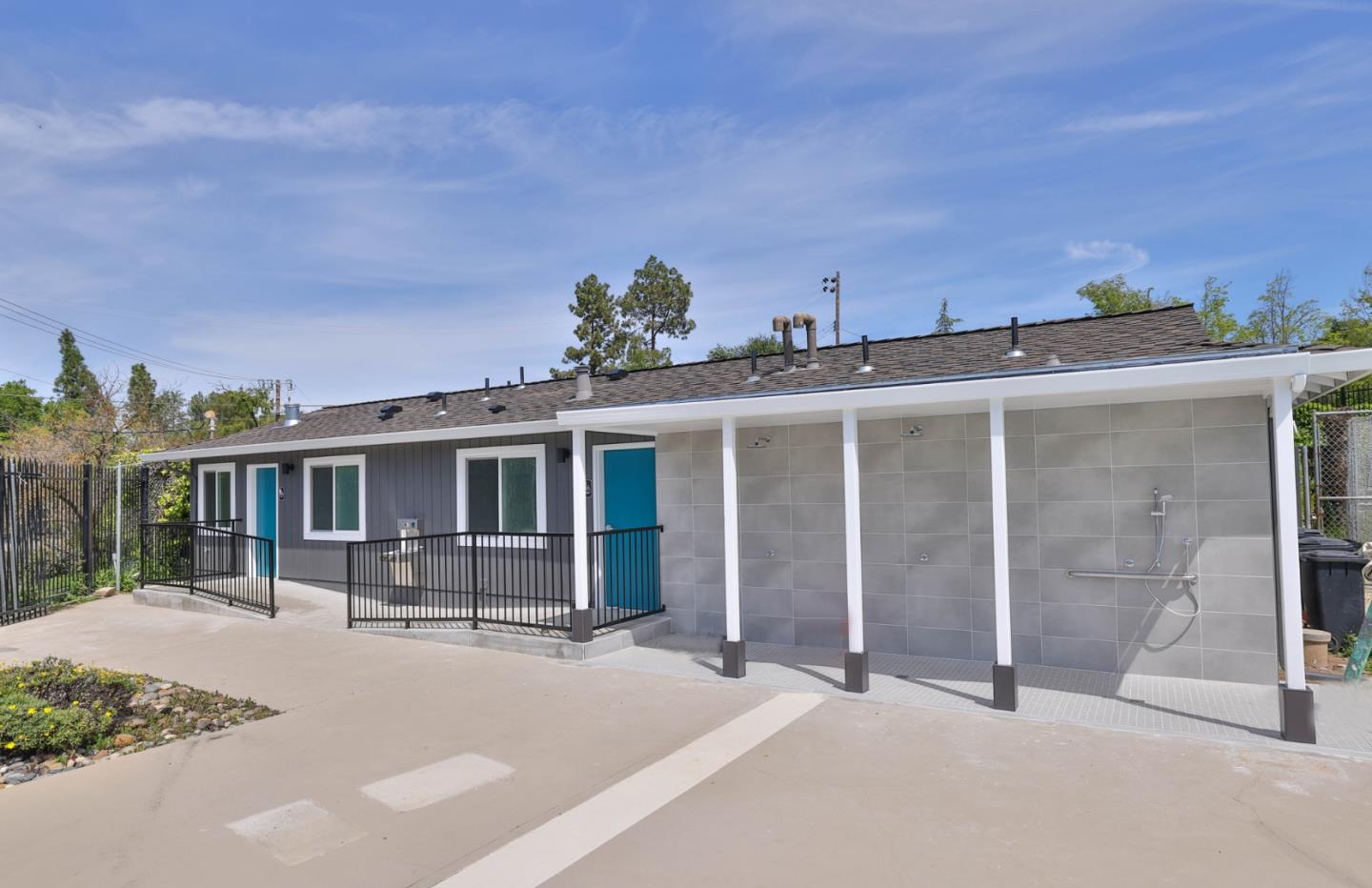 5963 Vera Cruz DR