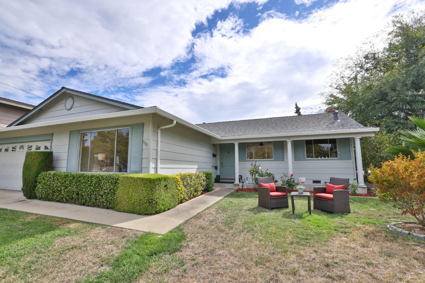 5963 Vera Cruz DR