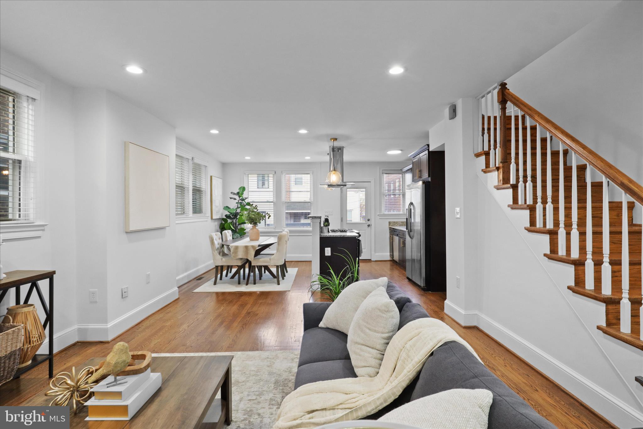 521 QUINTANA PLACE NW