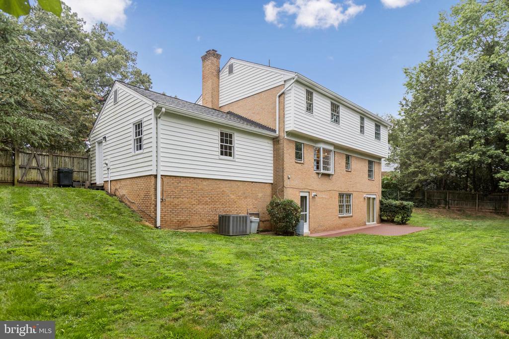 4893 35TH ROAD N