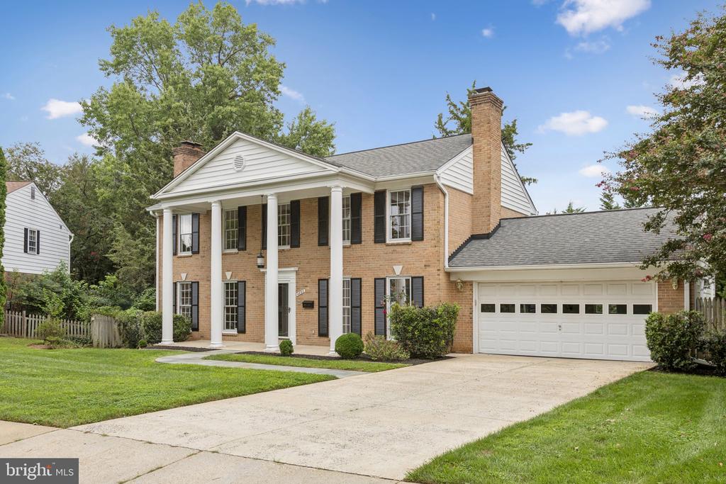 4893 35TH ROAD N