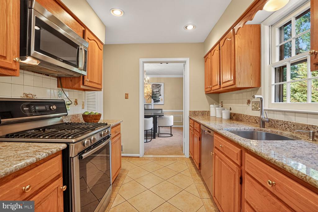 4893 35TH ROAD N