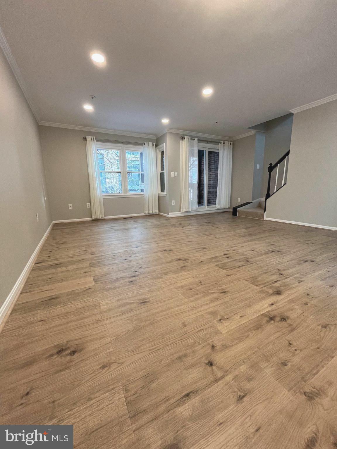 647 N TAZEWELL STREET