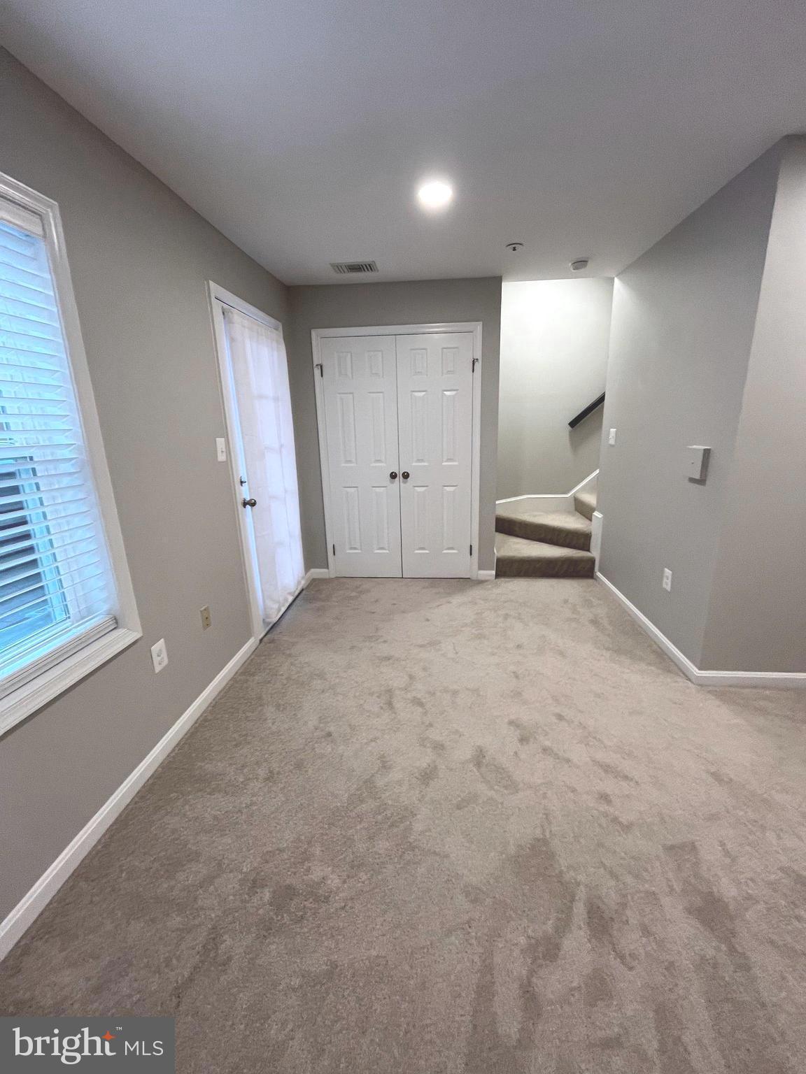 647 N TAZEWELL STREET