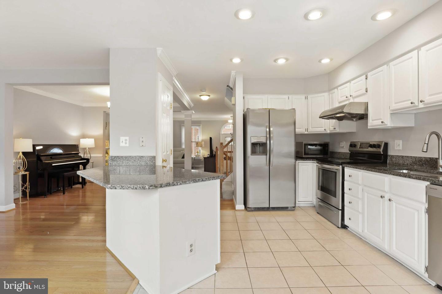 12701 Dogwood Hills Ln