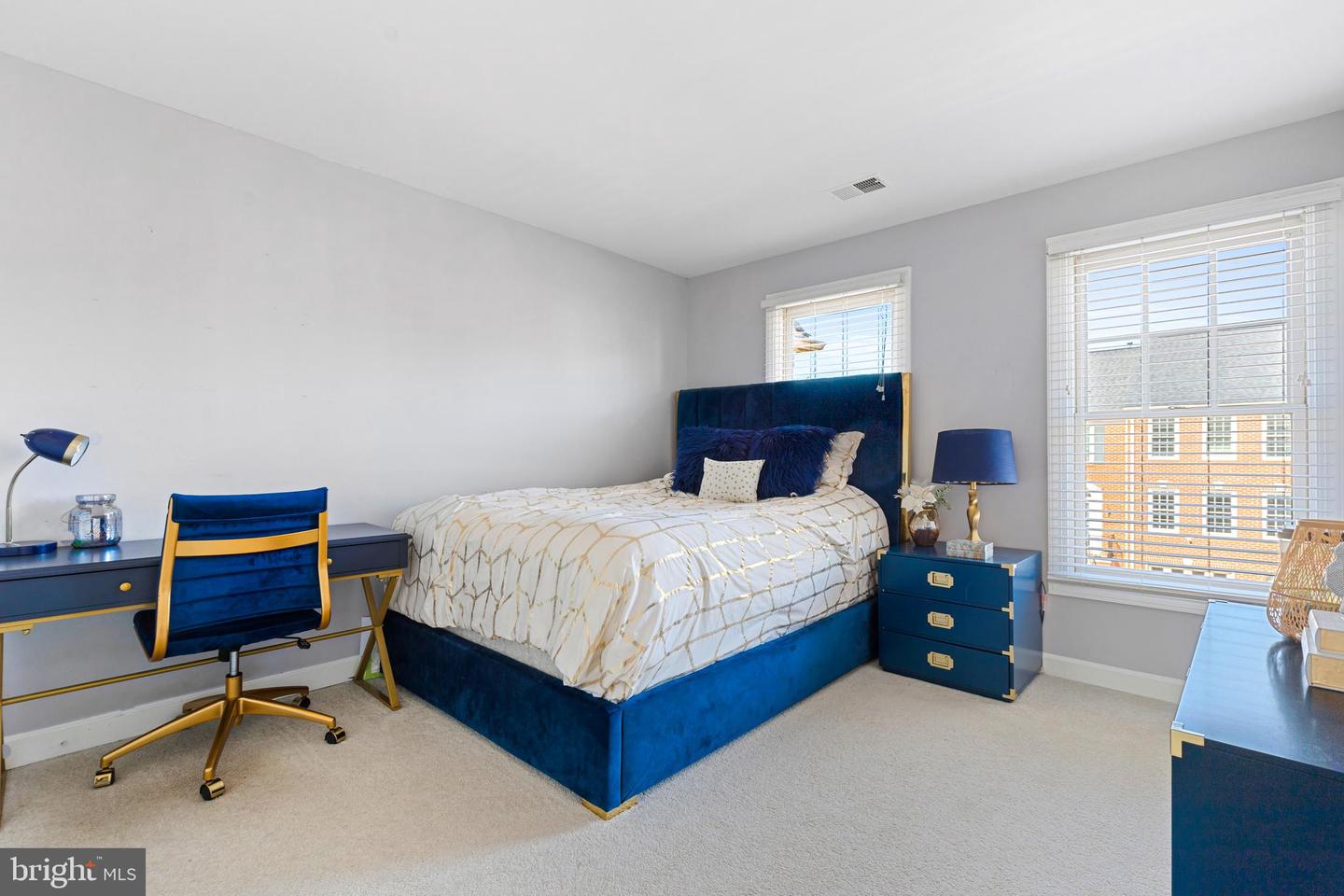 12701 Dogwood Hills Ln