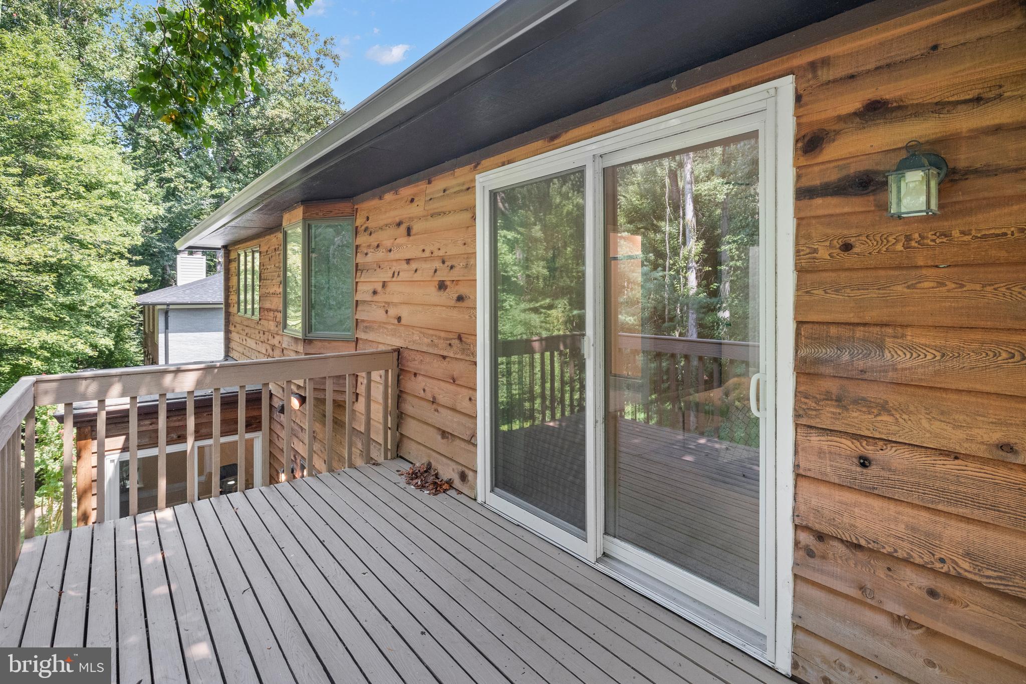 1410 Colleen Ln