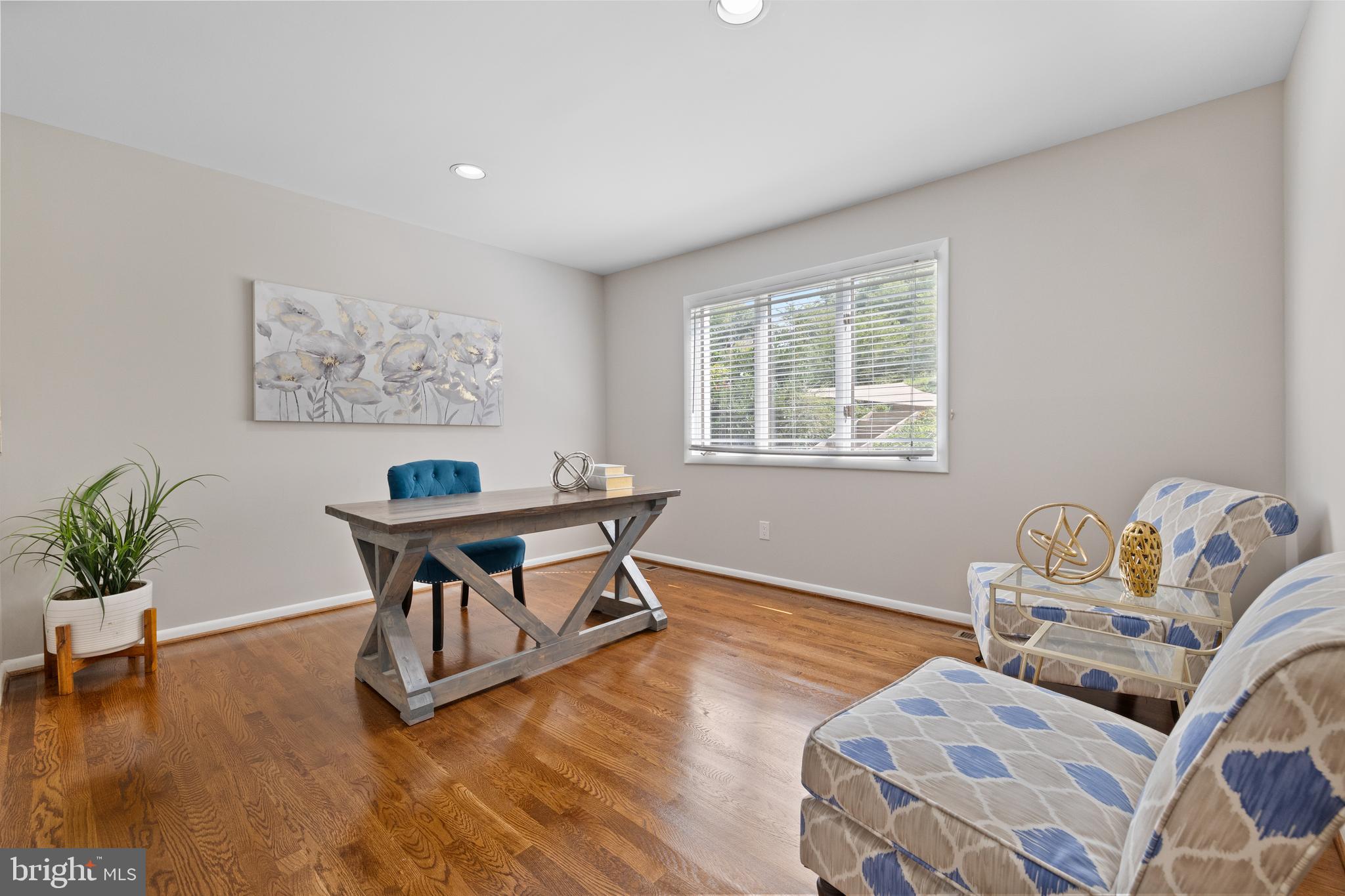 1410 Colleen Ln