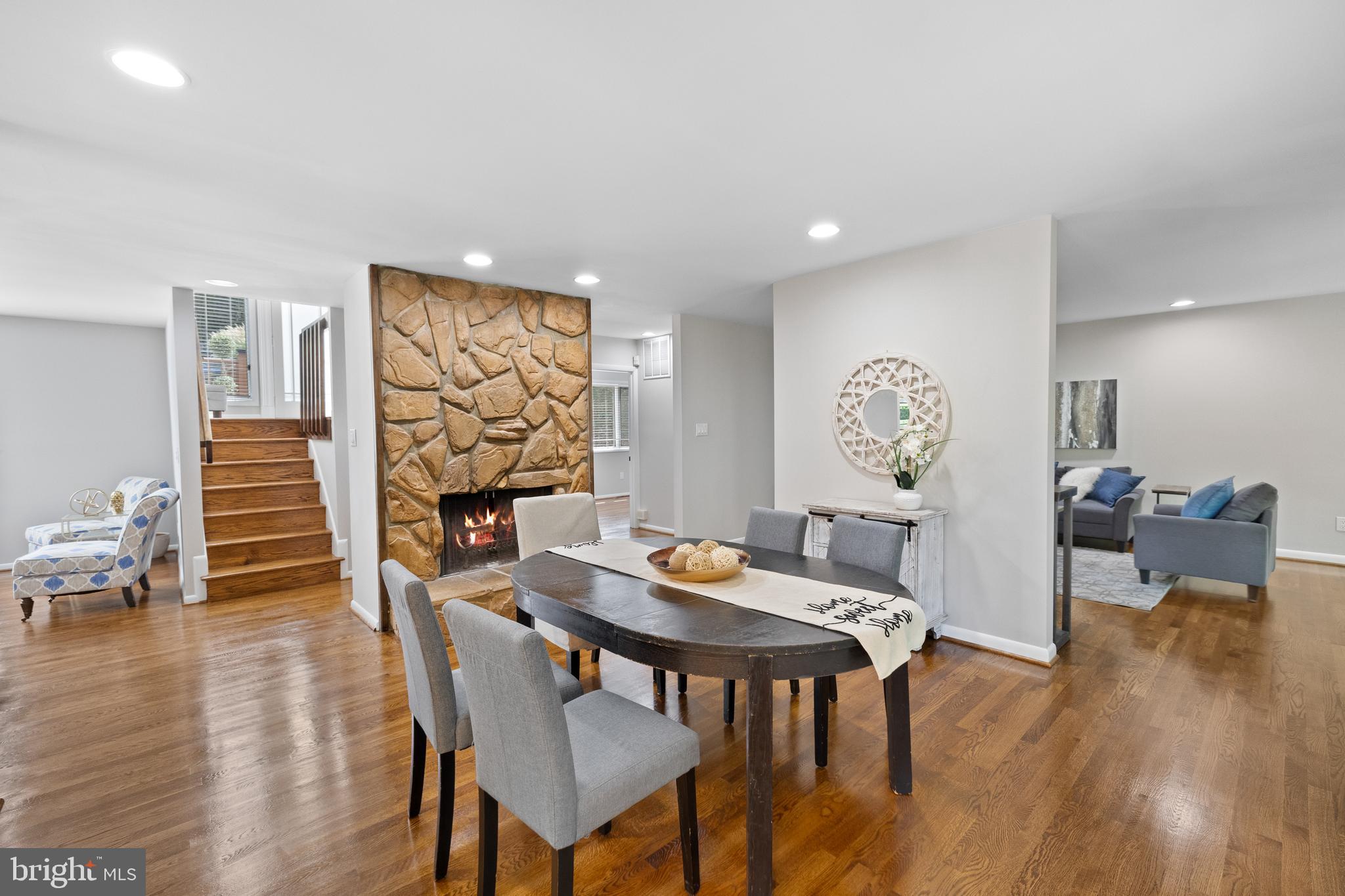 1410 Colleen Ln