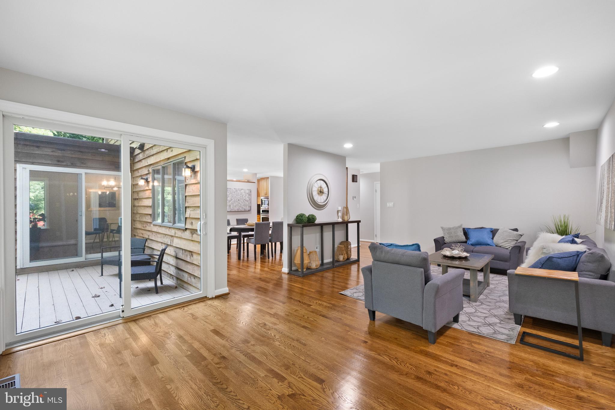 1410 Colleen Ln