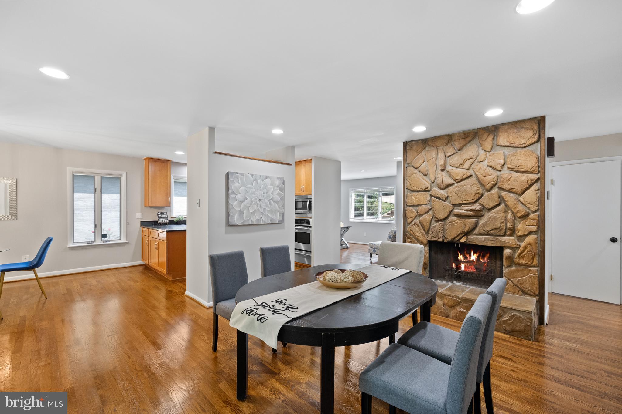 1410 Colleen Ln