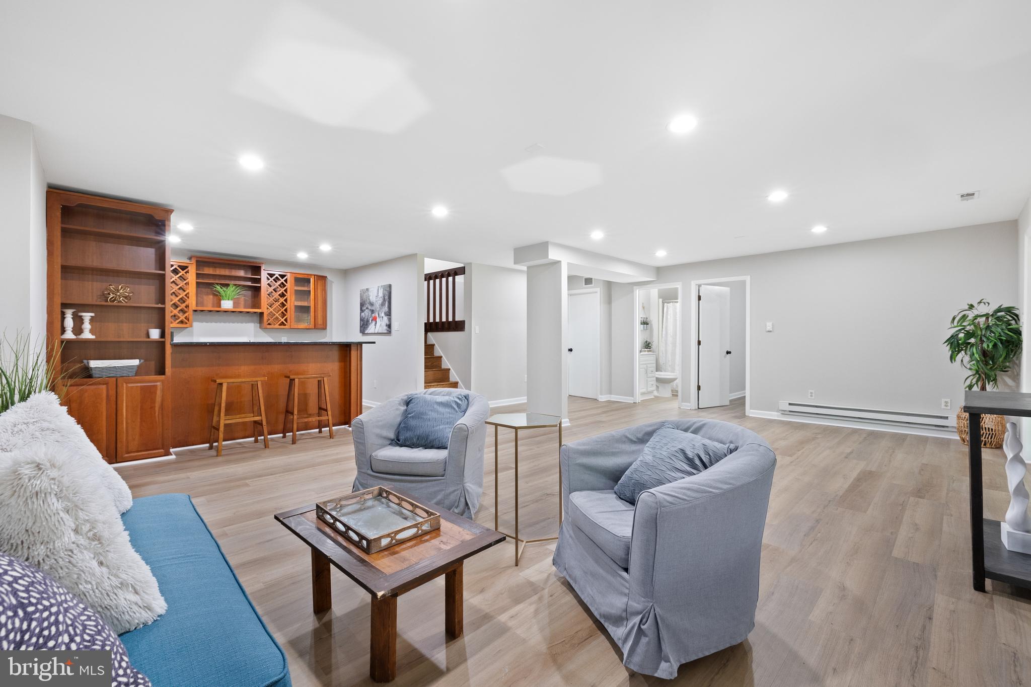 1410 Colleen Ln