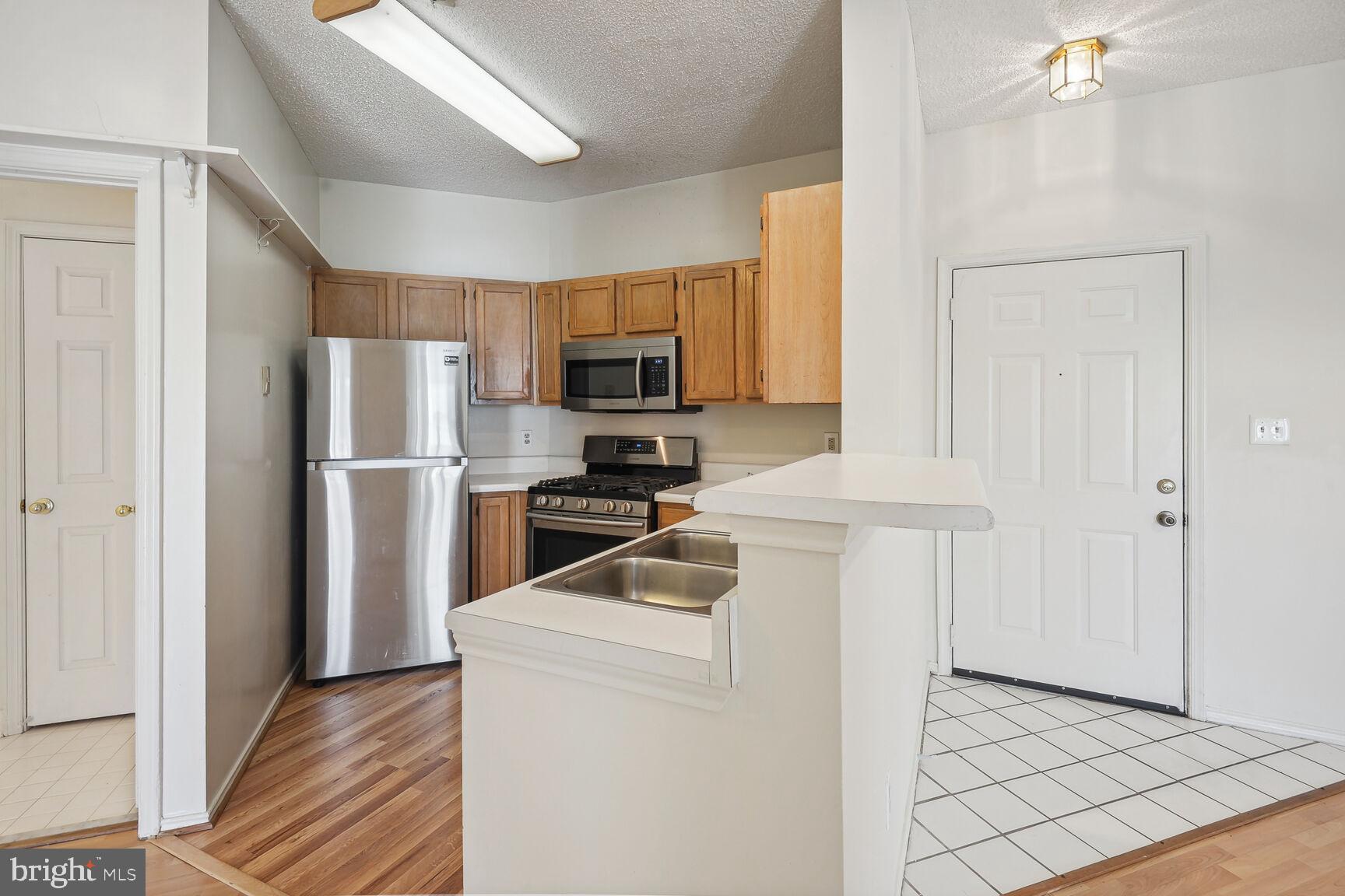 13058 Autumn Woods Way #105