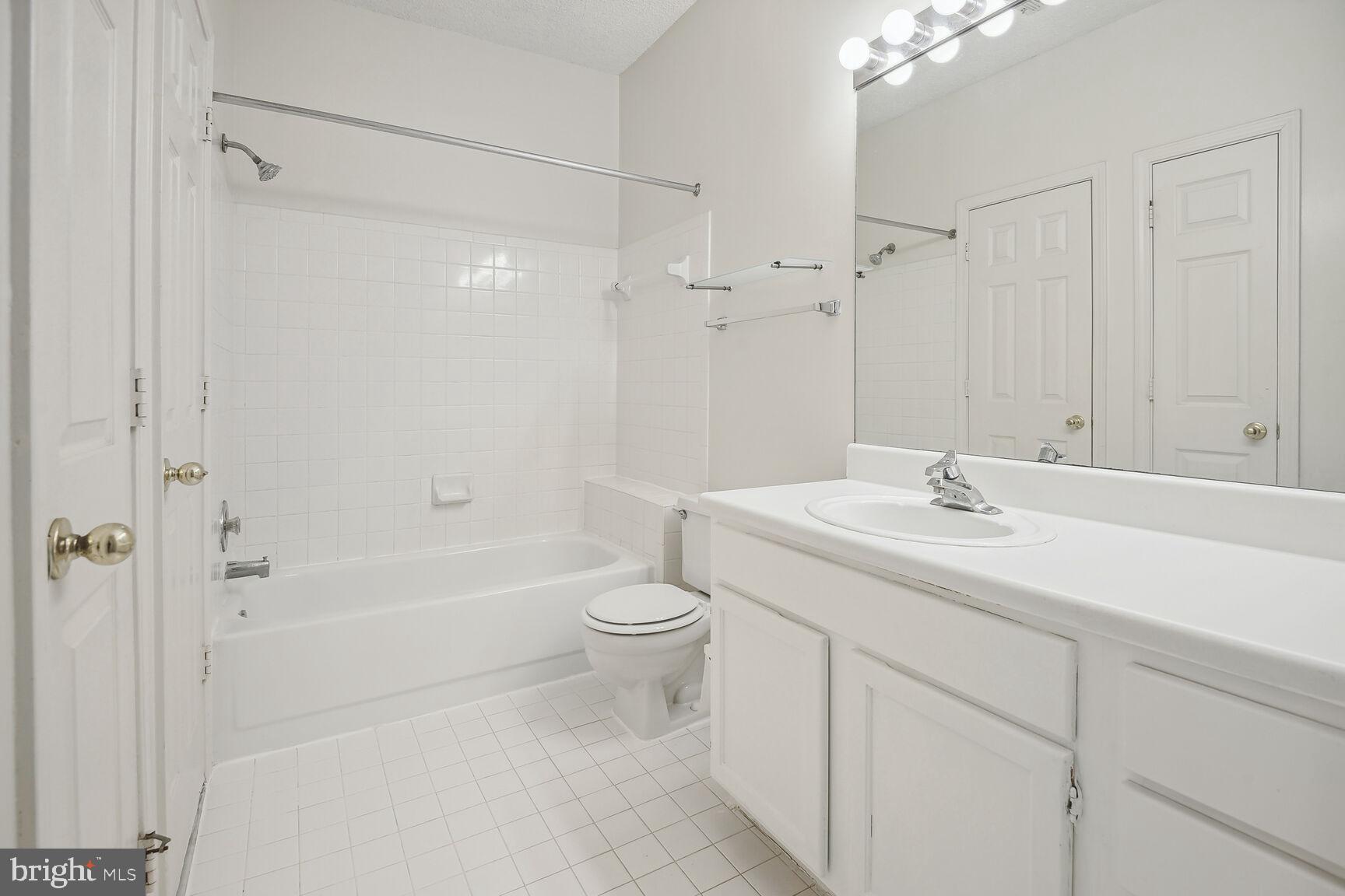 13058 Autumn Woods Way #105