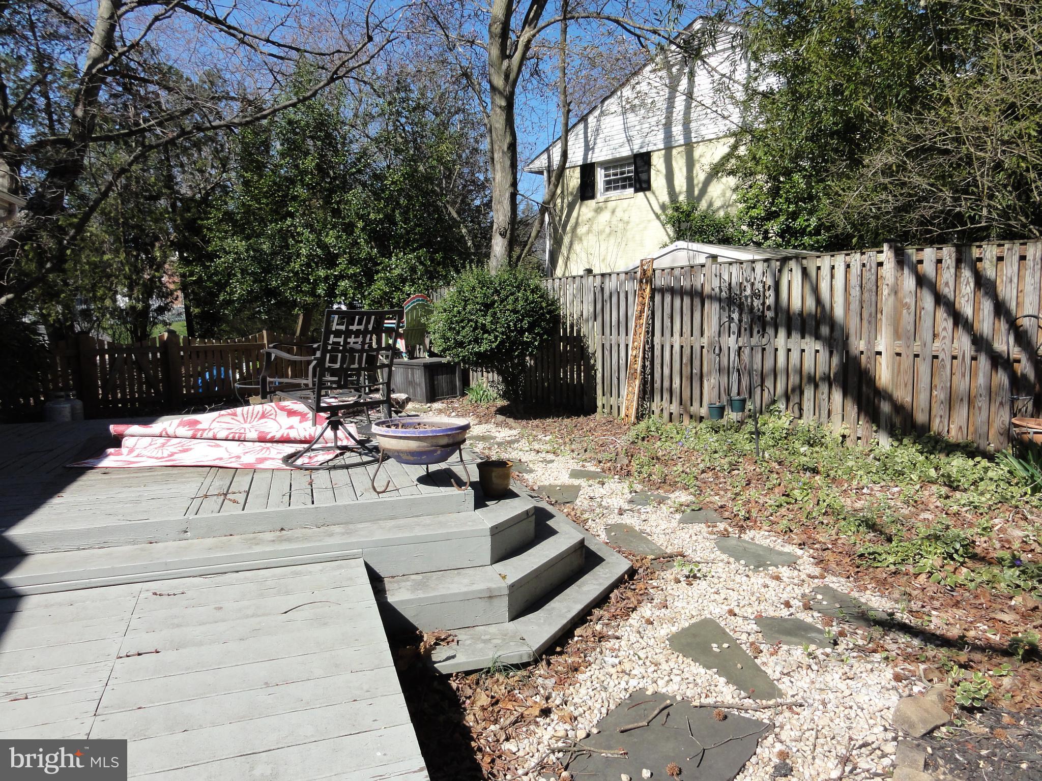 7102 Enterprise Ave
