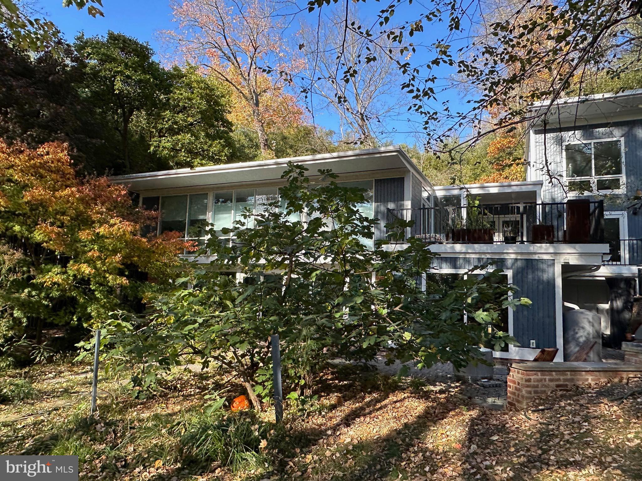2114 Whiteoaks Dr