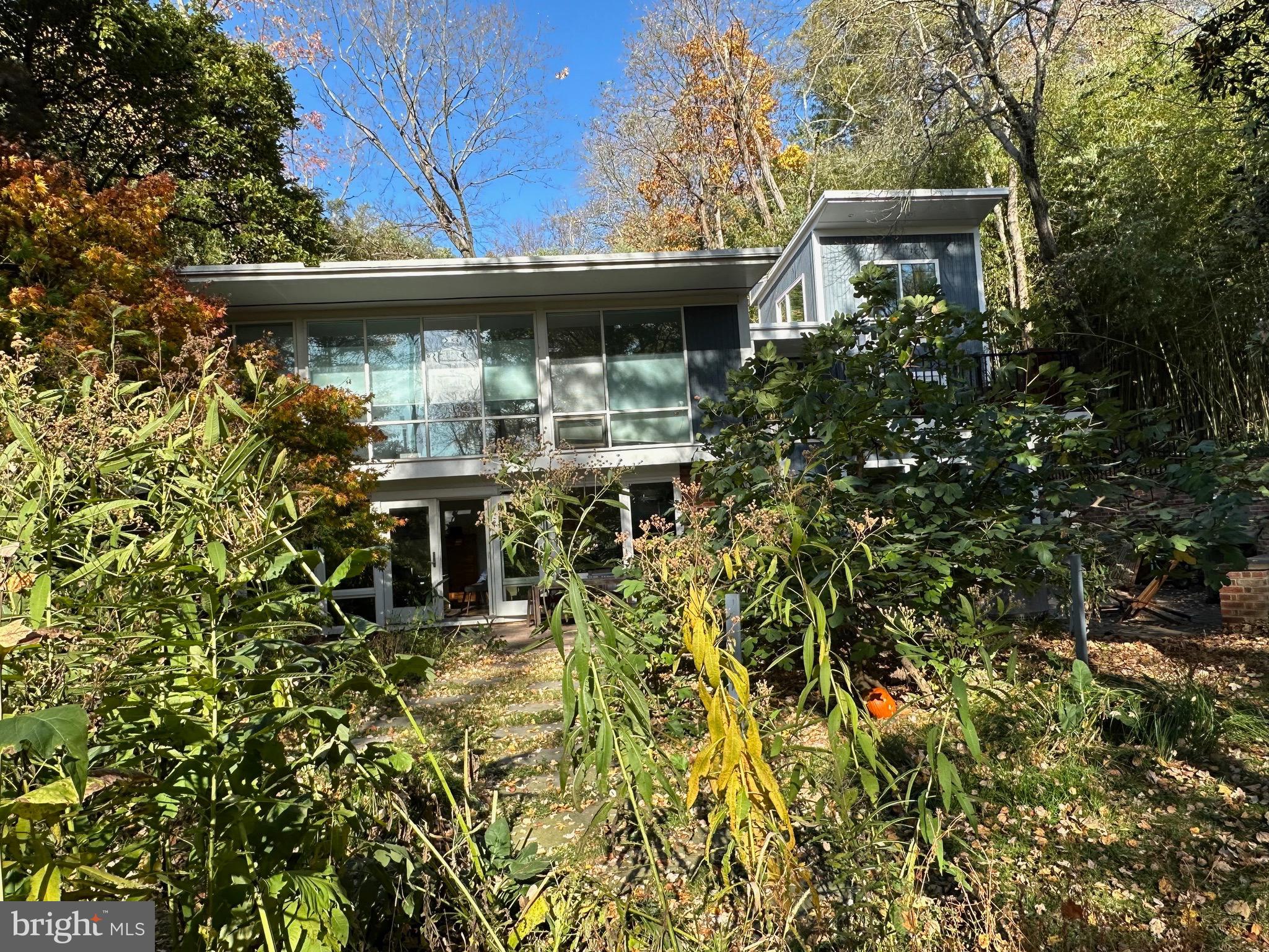 2114 Whiteoaks Dr