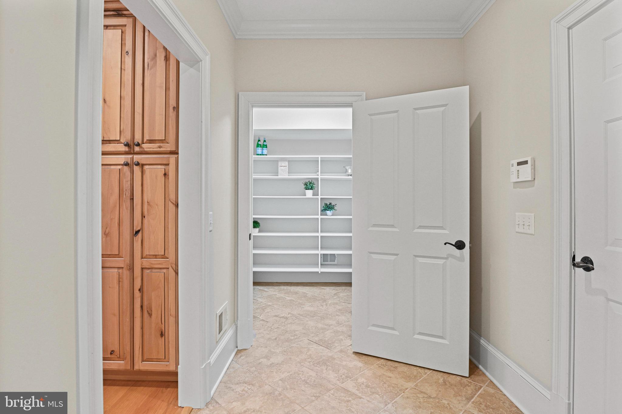6535 Fairlawn Dr