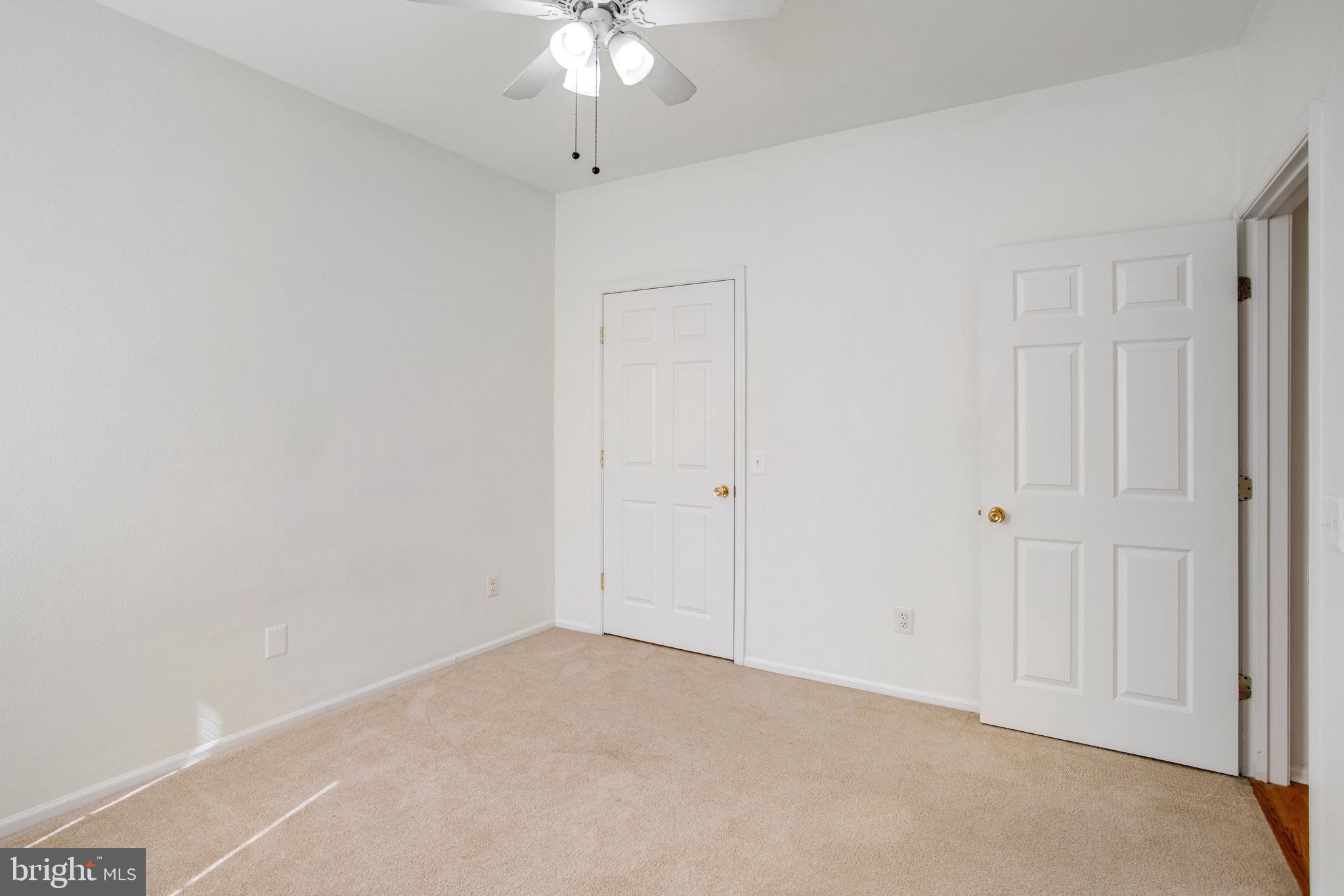 1530 SPRING GATE DRIVE 9308