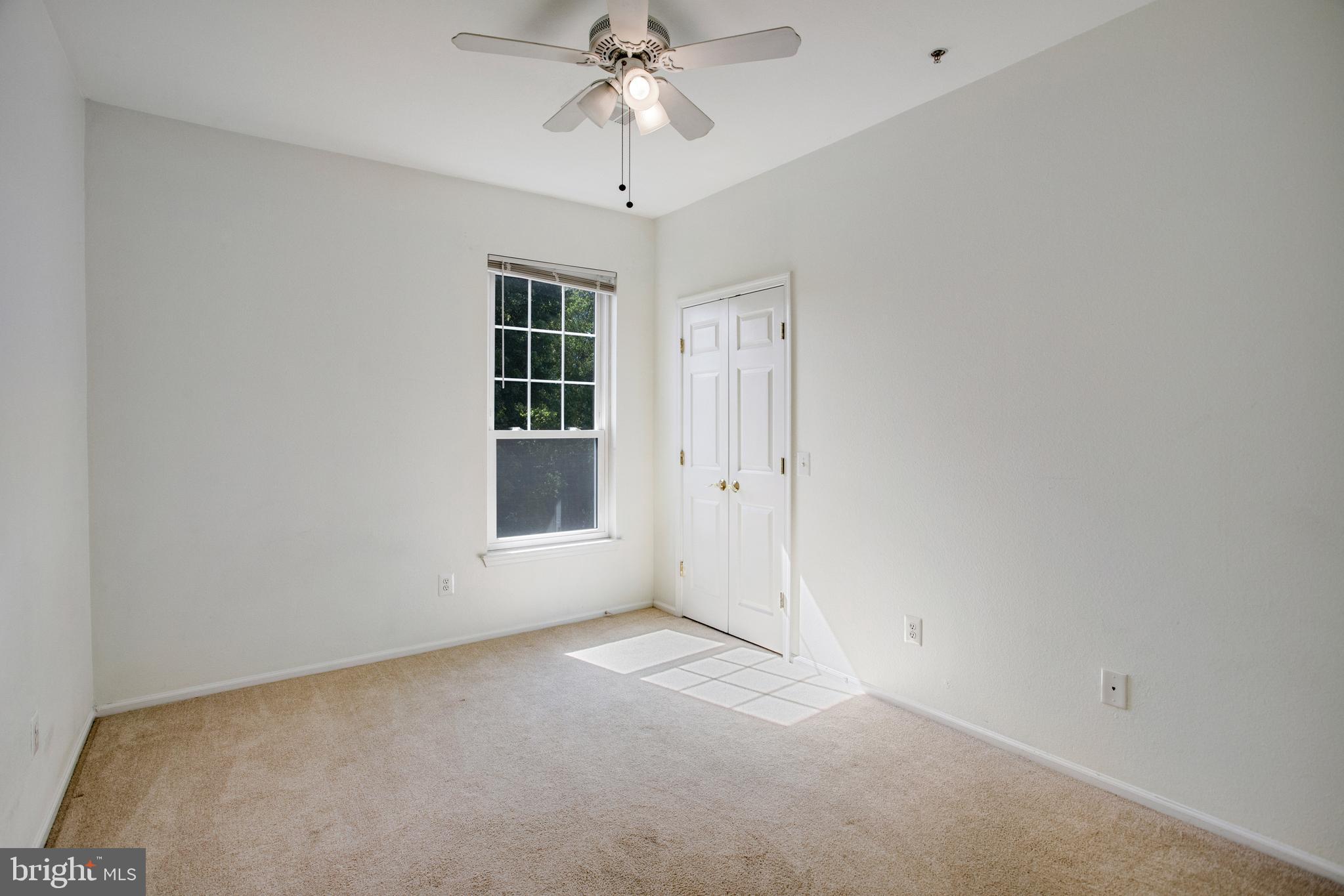 1530 SPRING GATE DRIVE 9308
