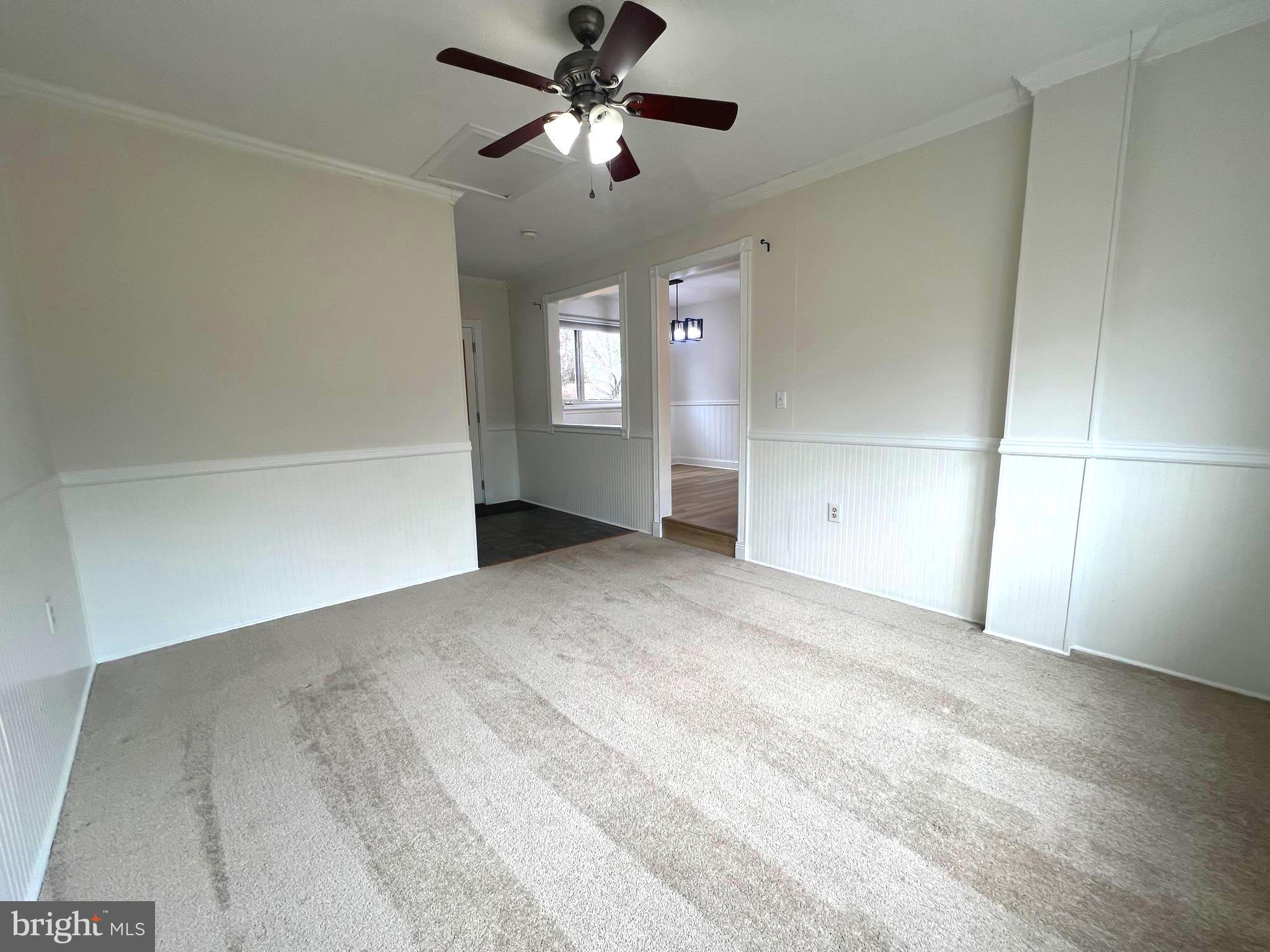 13314 HOLLINGER AVENUE