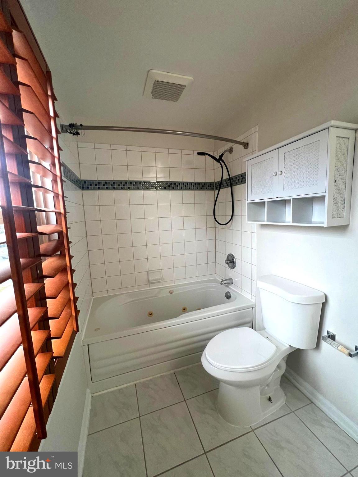 13314 HOLLINGER AVENUE