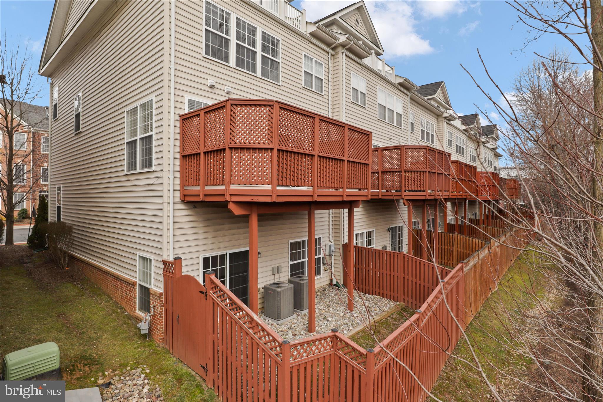 8072 CRIAZA BRANCH COURT