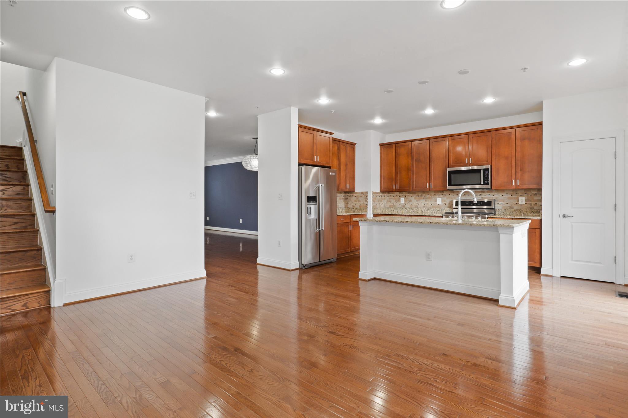 8072 CRIAZA BRANCH COURT