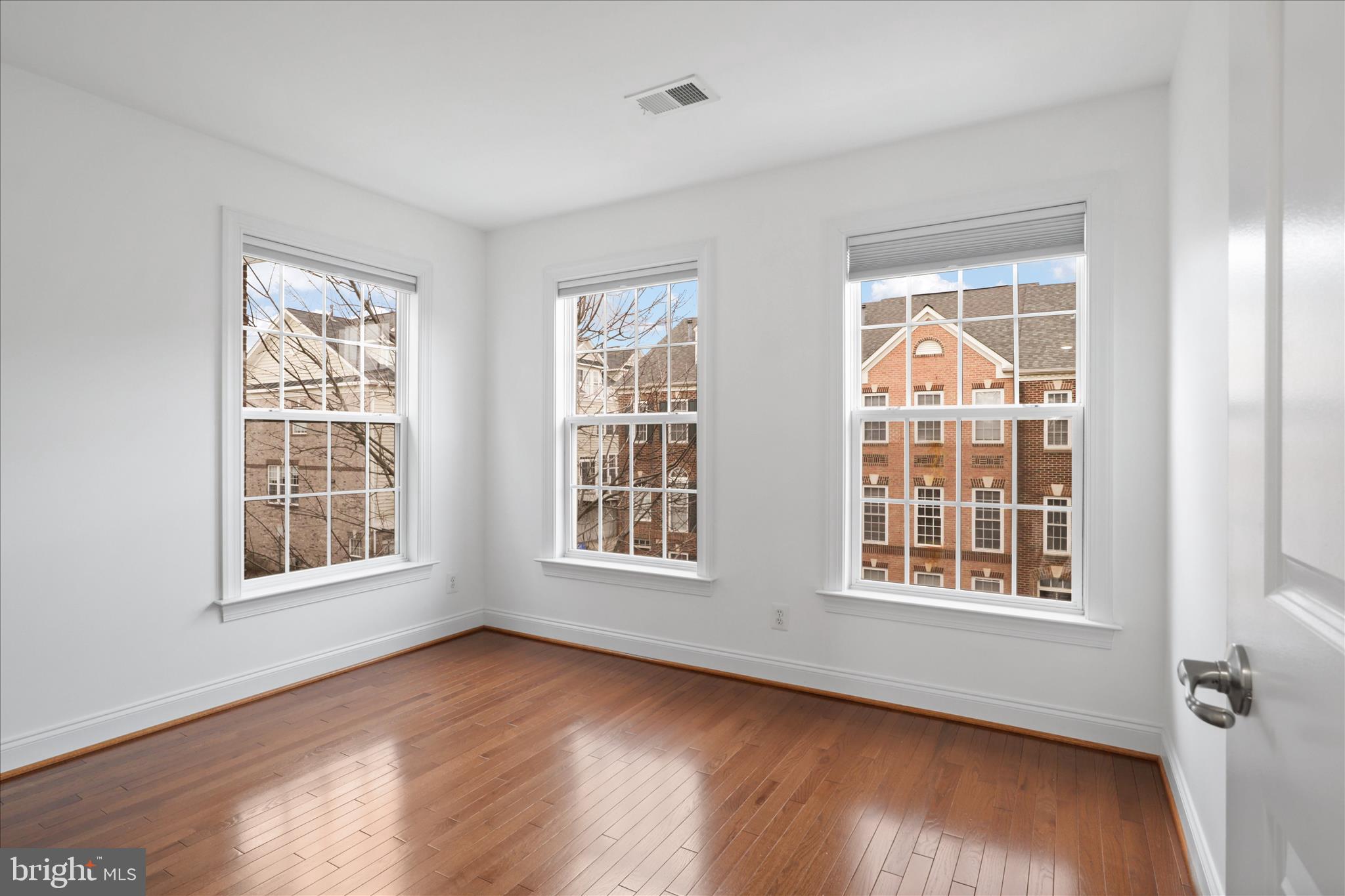 8072 CRIAZA BRANCH COURT