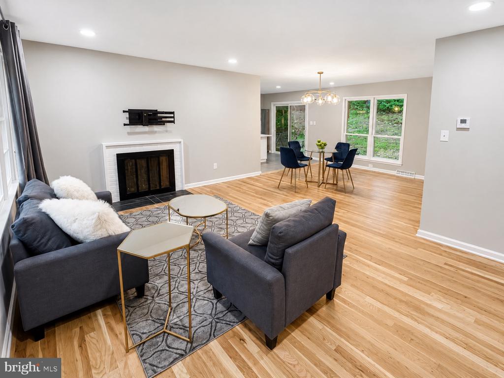 3506 BEVERLY DRIVE