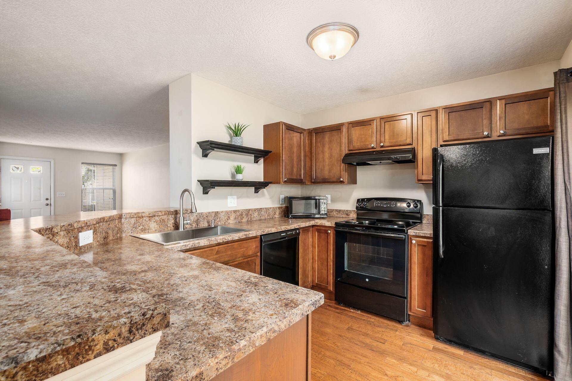 185 Prairiecreek Way