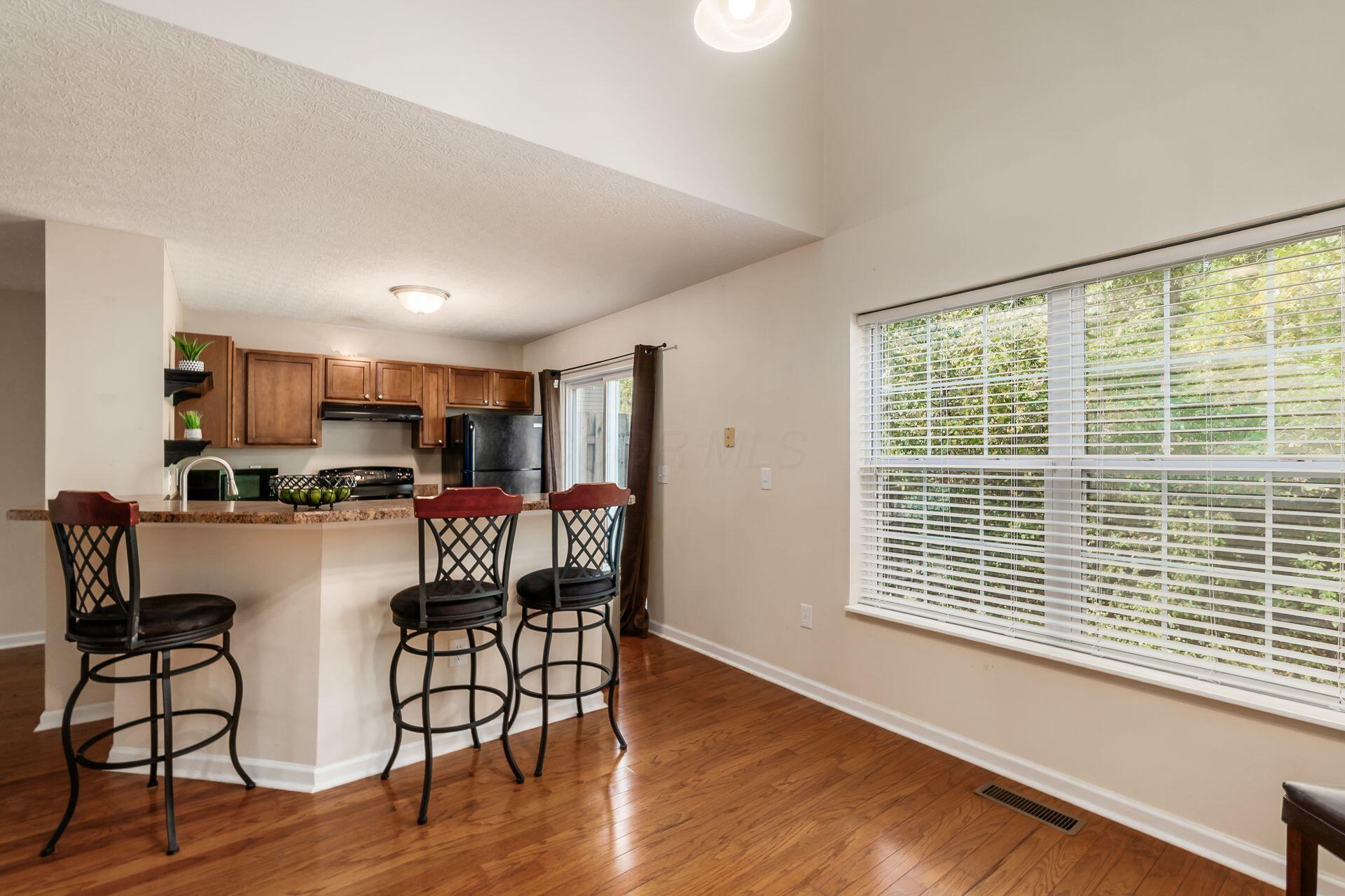 185 Prairiecreek Way