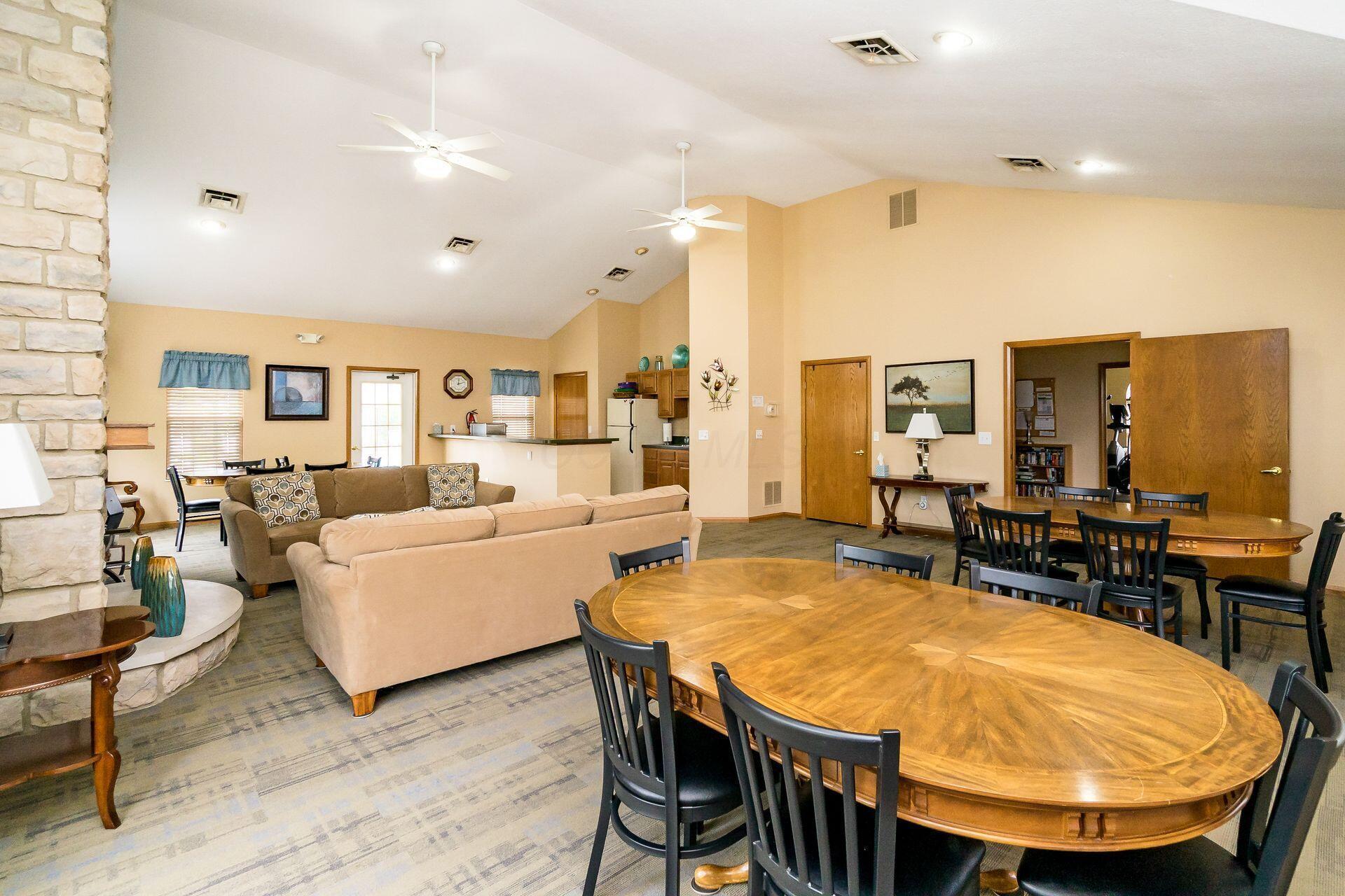 819 Windward Way, 19