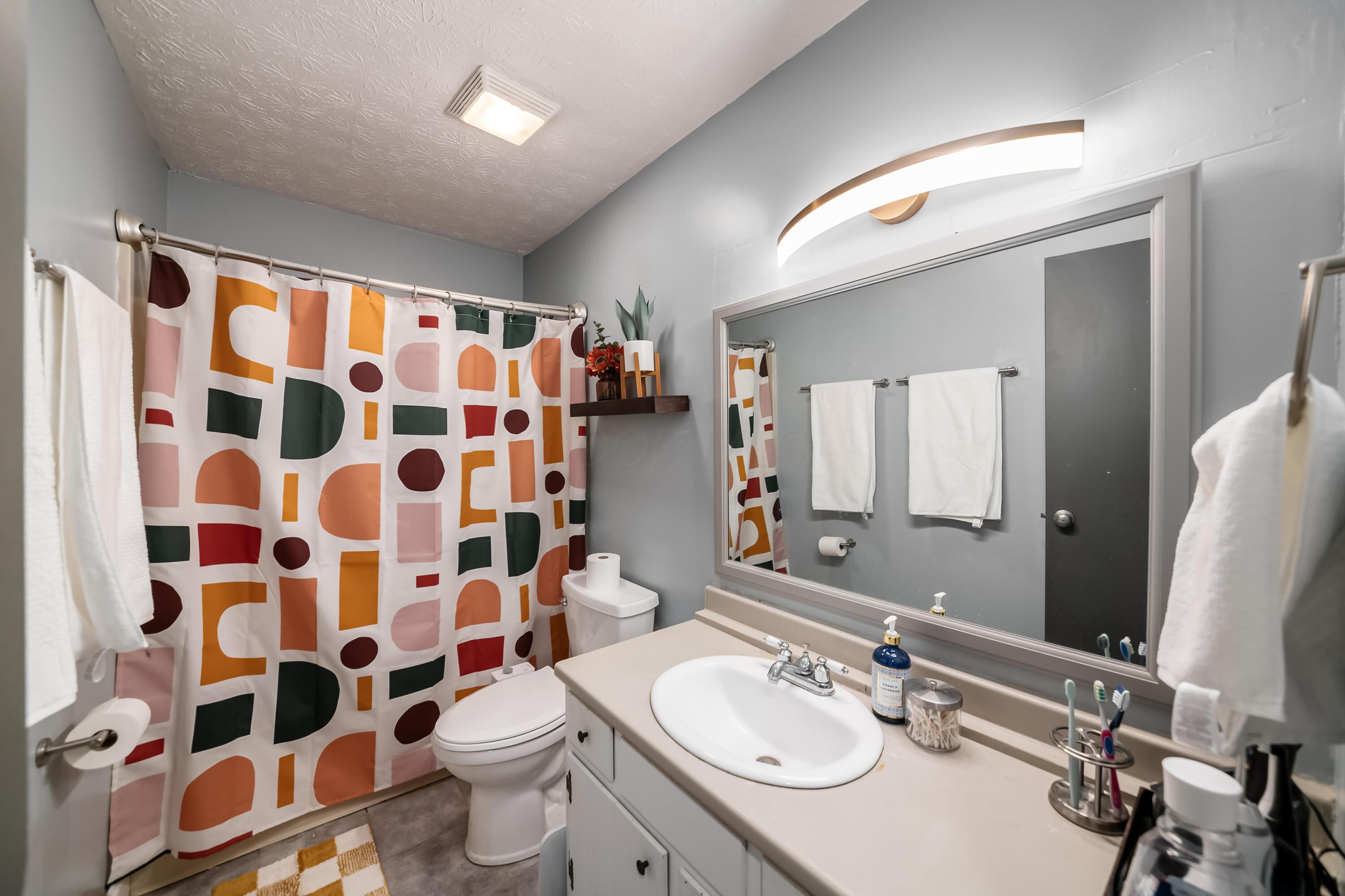 613 Mistletoe Street