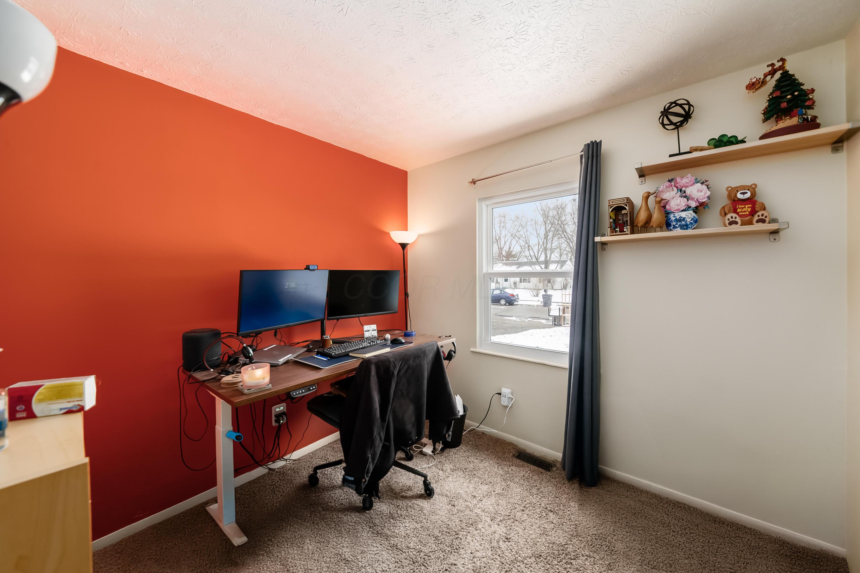 613 Mistletoe Street