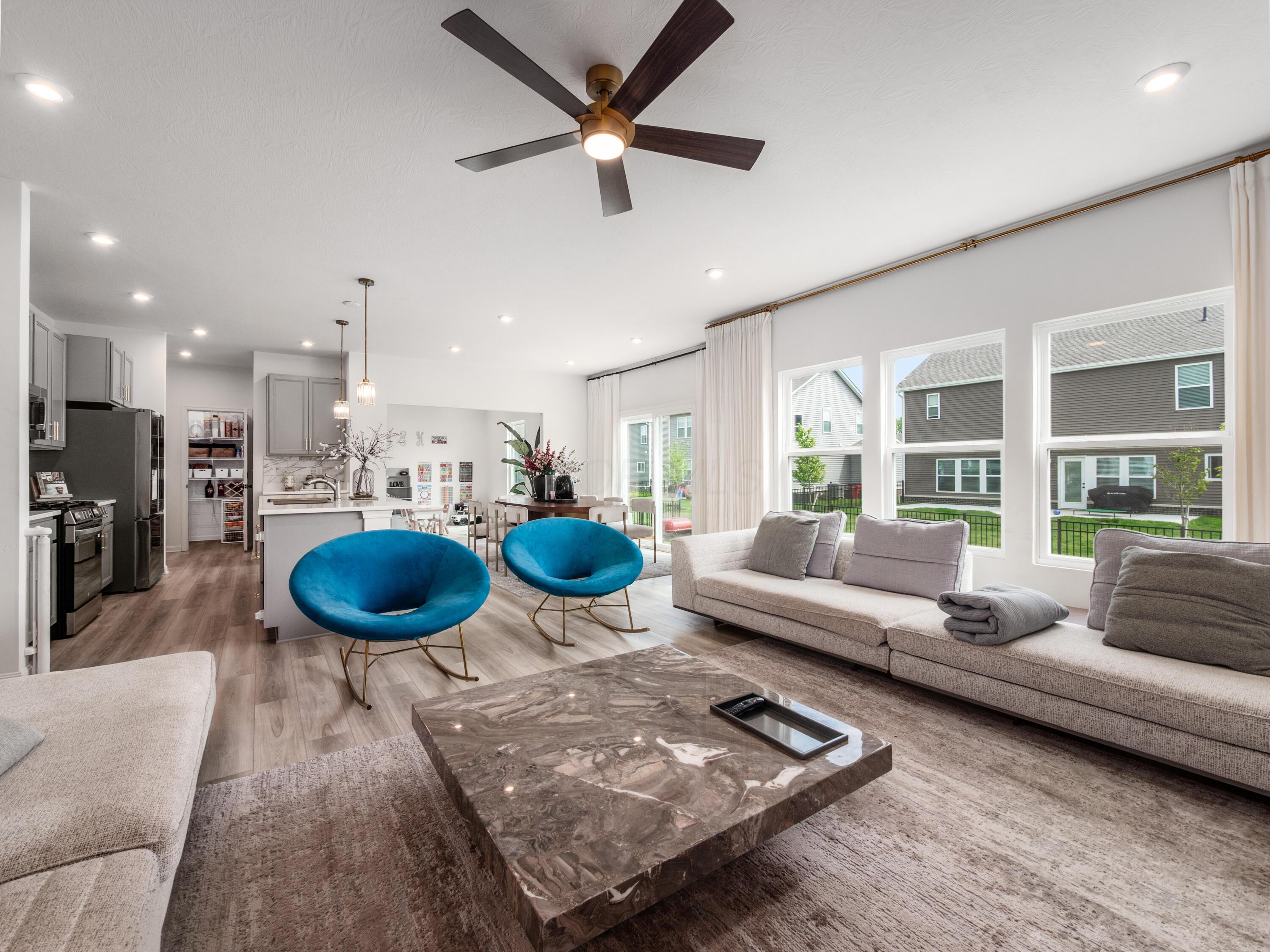 1059 Beehive Grove