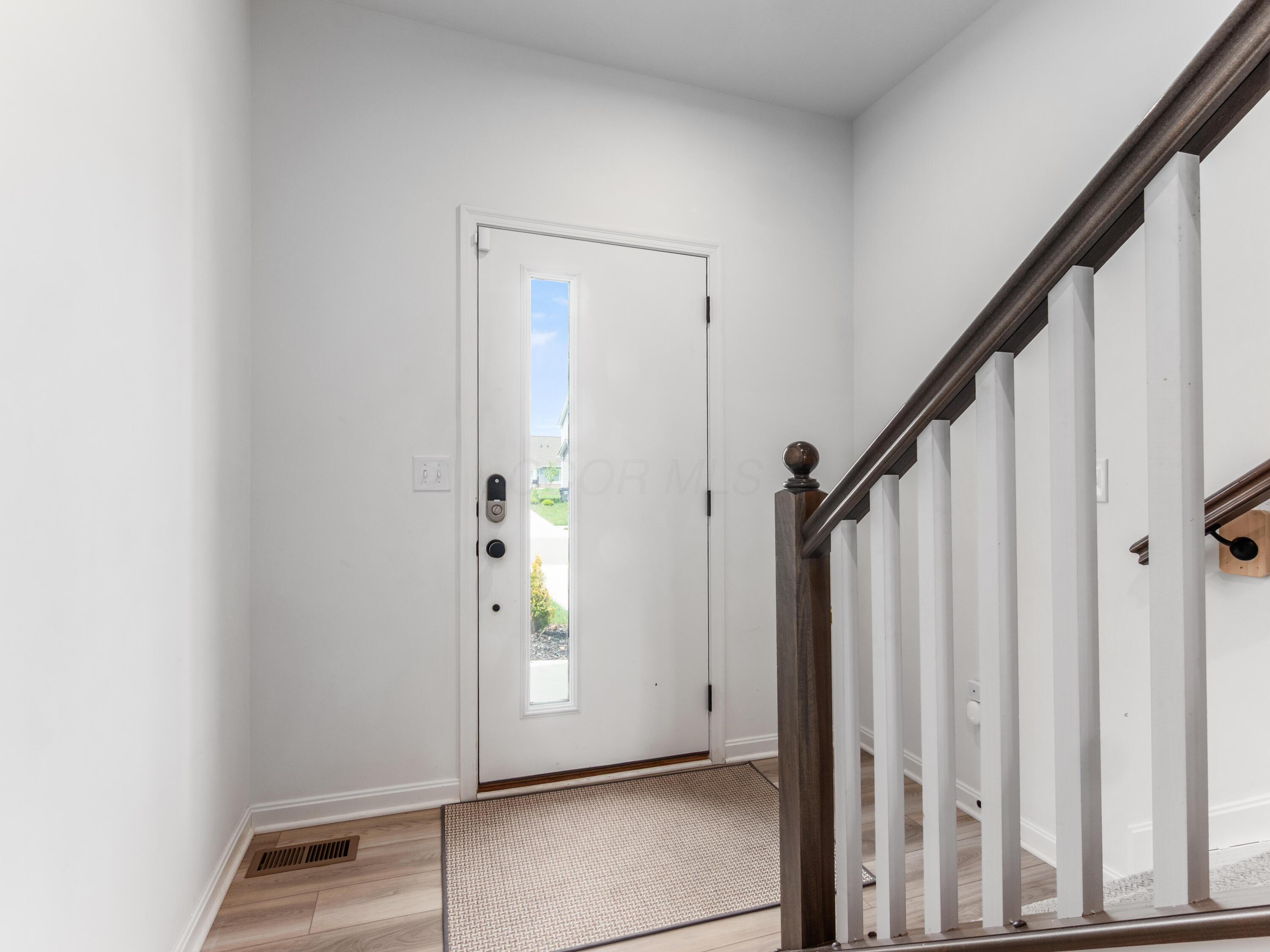 1059 Beehive Grove