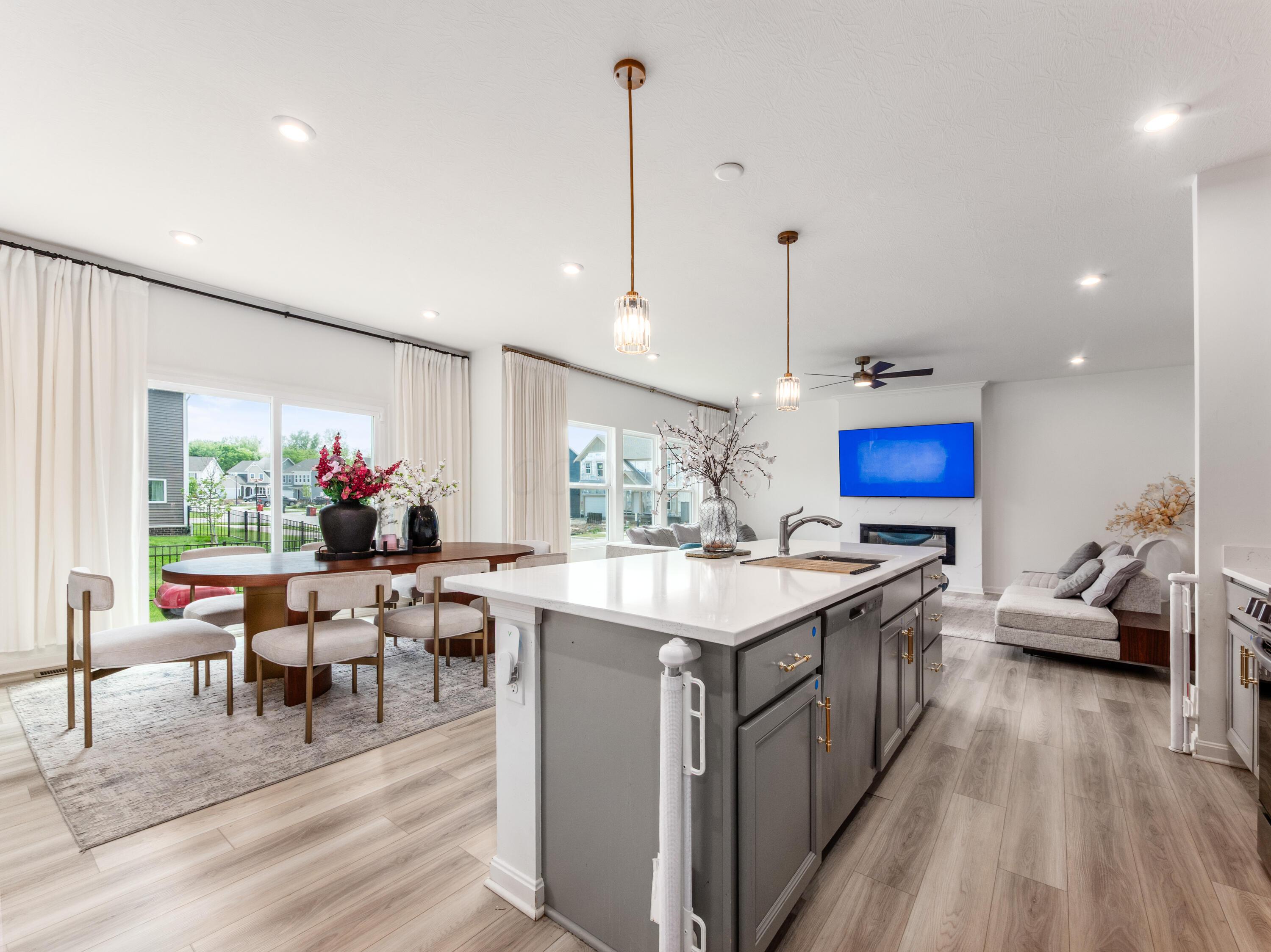 1059 Beehive Grove