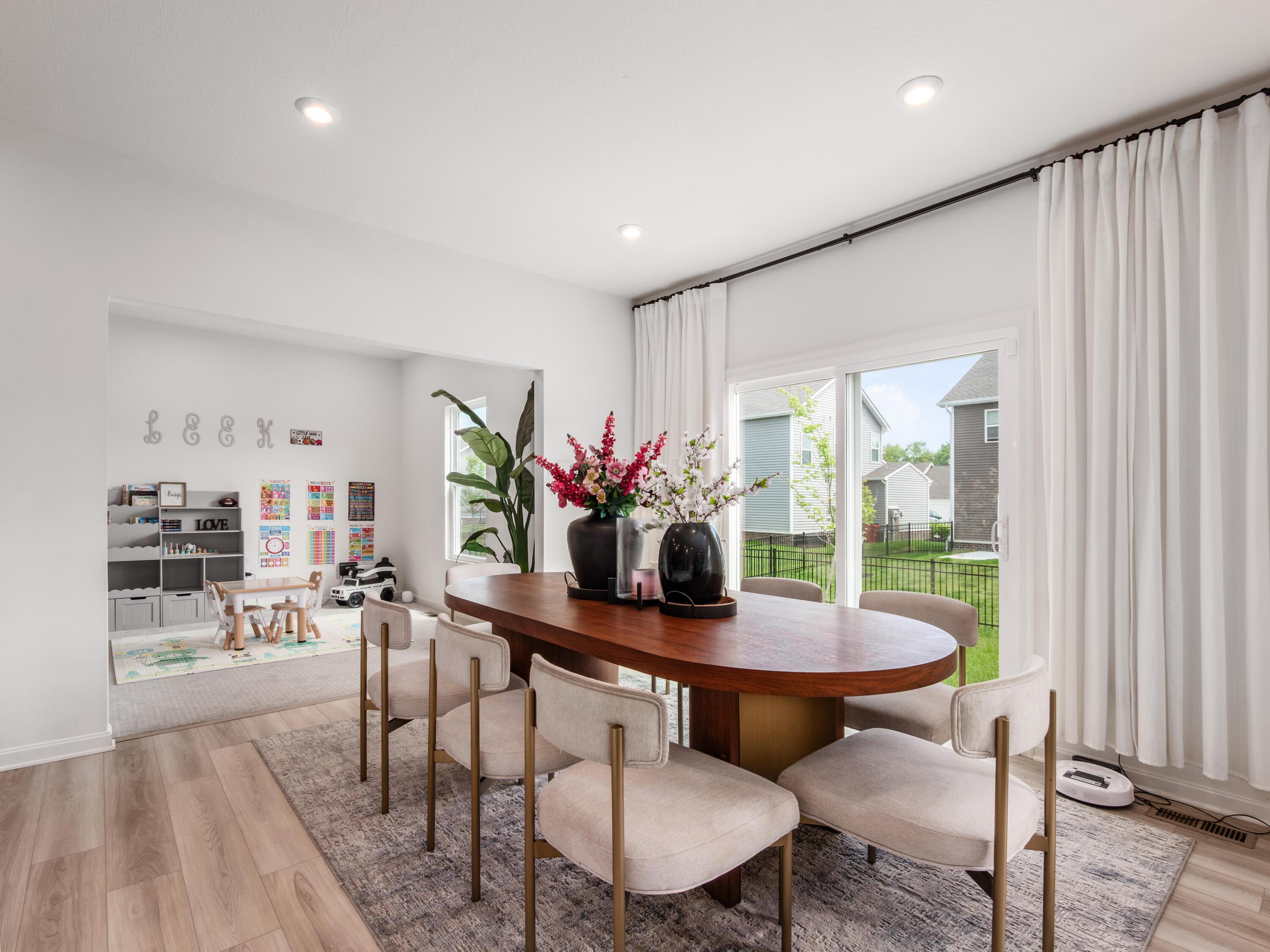 1059 Beehive Grove