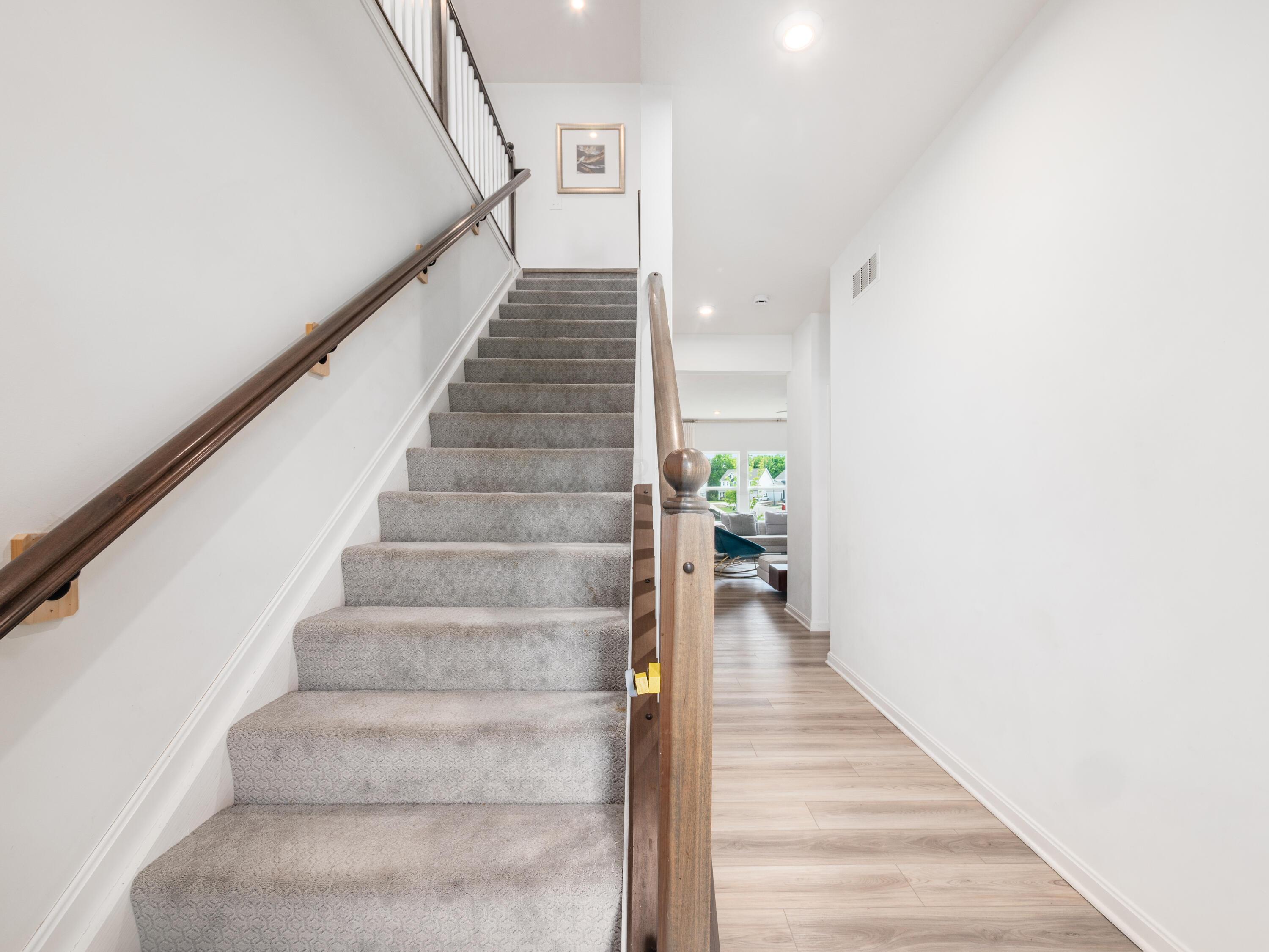 1059 Beehive Grove